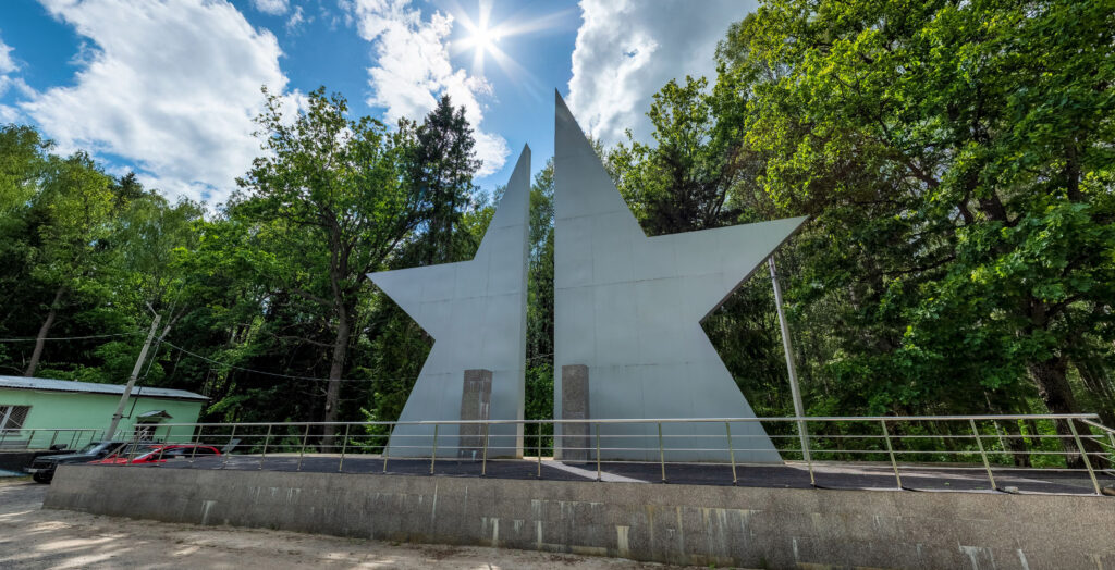 Место гибели Гагарина звезда
